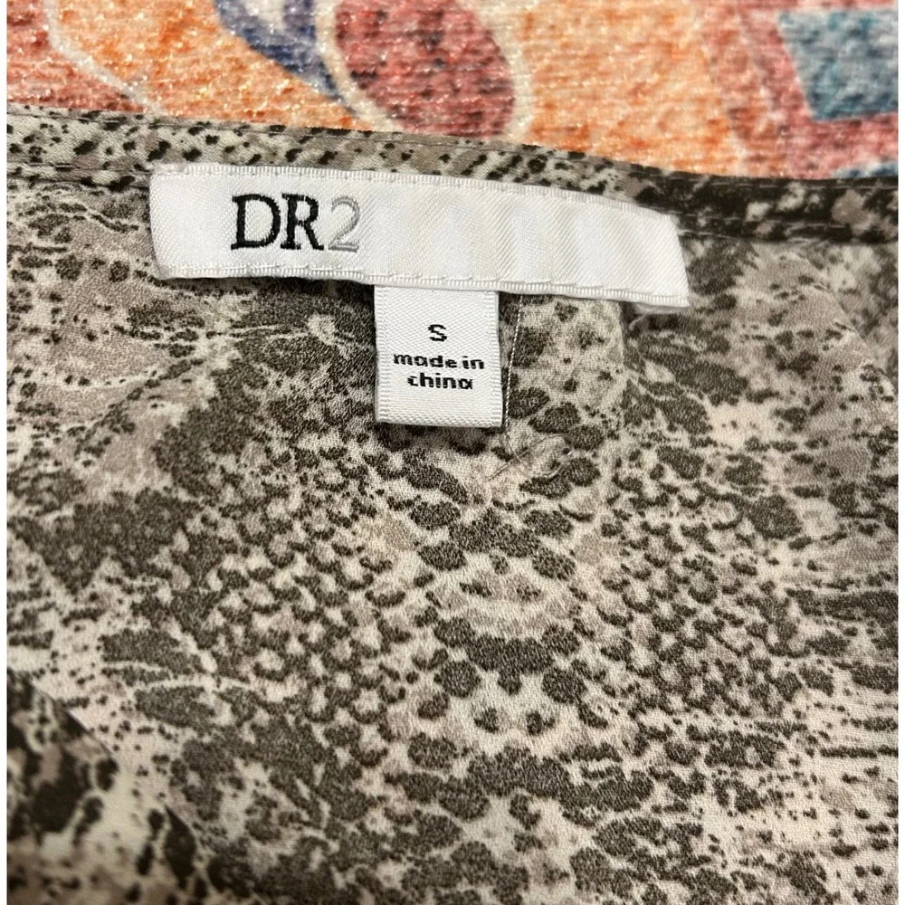 DR2 small animal snake print blouse roll tab sleeve tunic green brown office‎